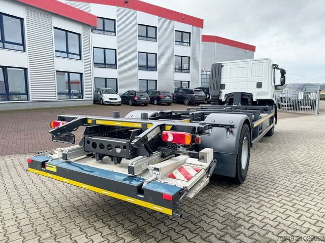 Camion à usage spécial Iveco Stralis AT 190 S31FP-CM 4x2 Stralis AT 190 S31FP-CM 4x2, LBW BÄR, Ex-Bundeswehr