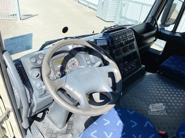 Speciale doeleinden vrachtwagen Iveco-Magirus Trakker AD260T41W 6x6 Trakker AD260T41W 6x6