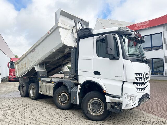 Camion à usage spécial Mercedes-Benz Arocs 3253 K 8x4/4 Arocs 3253 K 8x4/4, Retarder, Stahlmulde ca. 15m³, hydr. Heckklappenöffnung