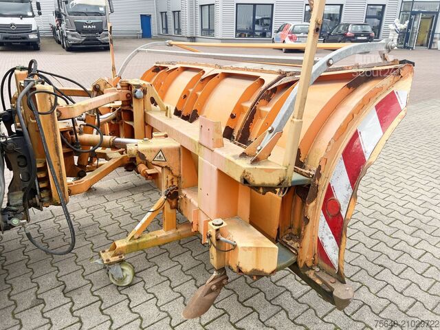 Special purpose truck Beilhack BEILHACK PVF 30-4 Schneeschild BEILHACK PVF 30-4 Schneeschild