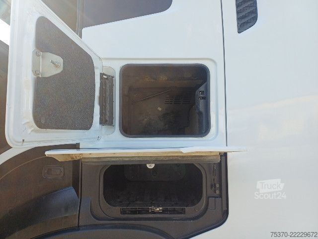 Standard nyergesvontató IVECO X-WAY AS440X49T/P