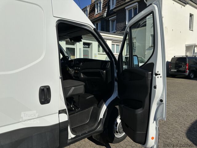 Hög tak skåpbil Iveco Daily 50C17  L4H2   EURO 5   KAMERA   KLIMA