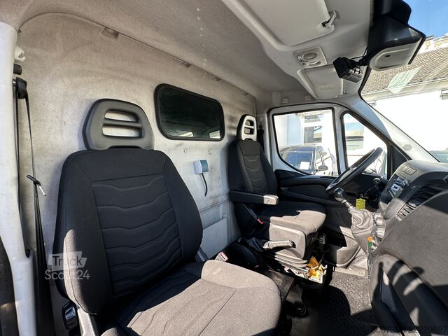 Hög tak skåpbil Iveco Daily 50C17  L4H2   EURO 5   KAMERA   KLIMA