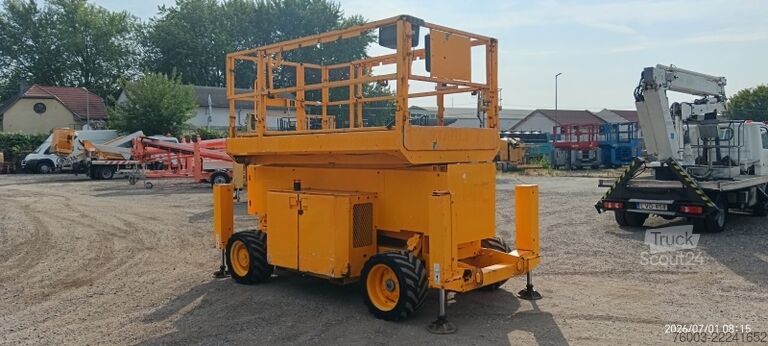 Nacelle à ciseaux Genie GS4069 RT - 14,02 m, 4x4, diesel