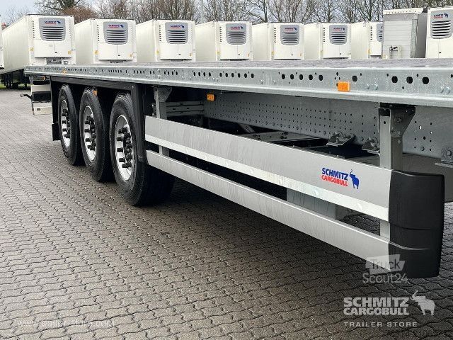 Flatbed semitrailer Schmitz Cargobull Plateau Standard