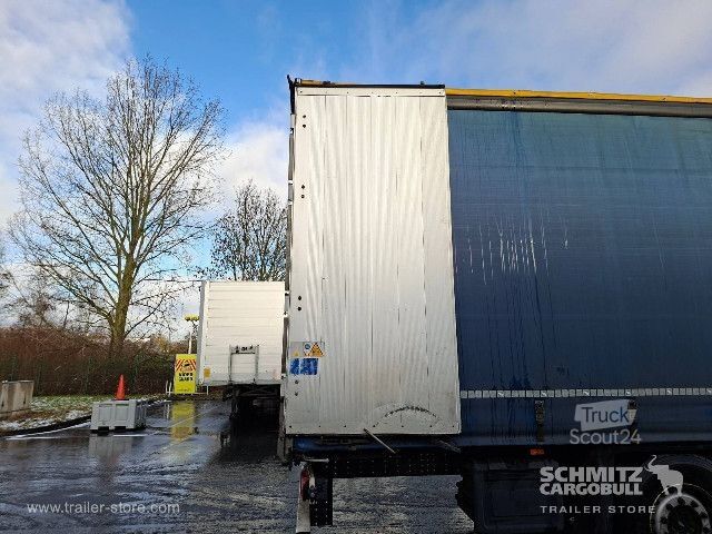 Открытый полуприцеп с тентом Schmitz Cargobull Curtainsider Standard