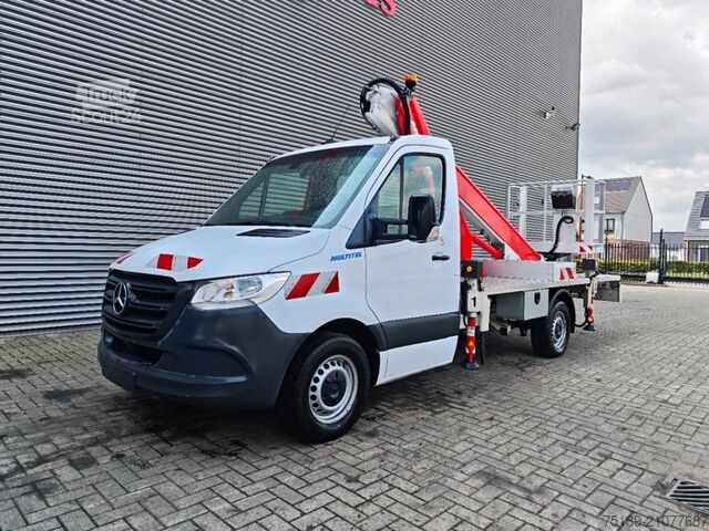 Lifting platform Multitel MT 162 Mercedes Benz Sprinter 315 CDI