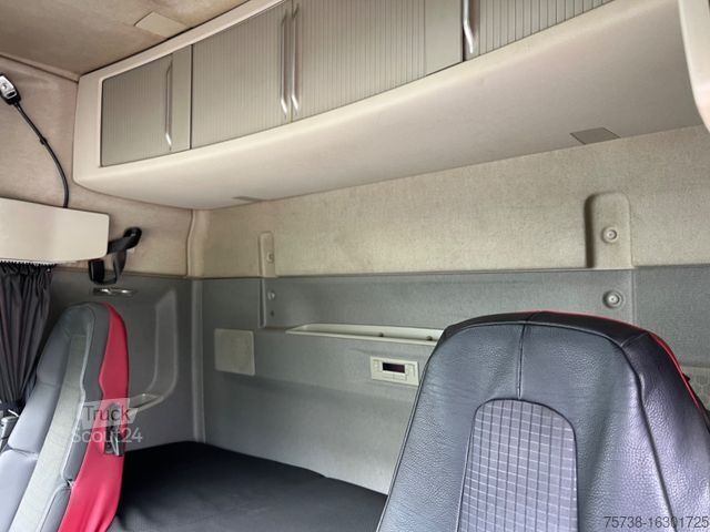 Ανατρεπόμενο φορτηγό VOLVO FH460 Getreide-Kipper/Lenkachse