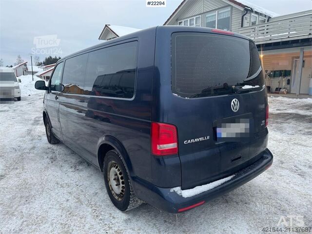 Minibus Volkswagen Caravelle – 7 seats with wheelchair lift