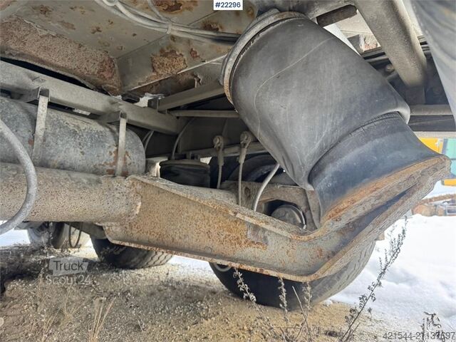 Maur Triple-Axle Trailer Maur Triple-Axle Trailer