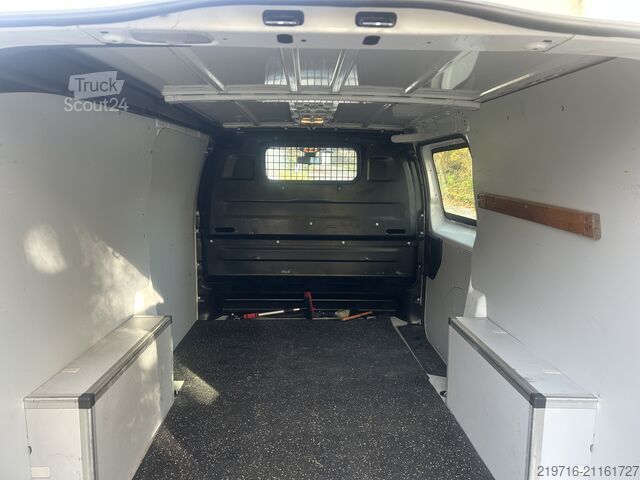 Bestelwagen. 174 pk, automatische transmissie, airco, camera. Citroen Jumpy L2 H1