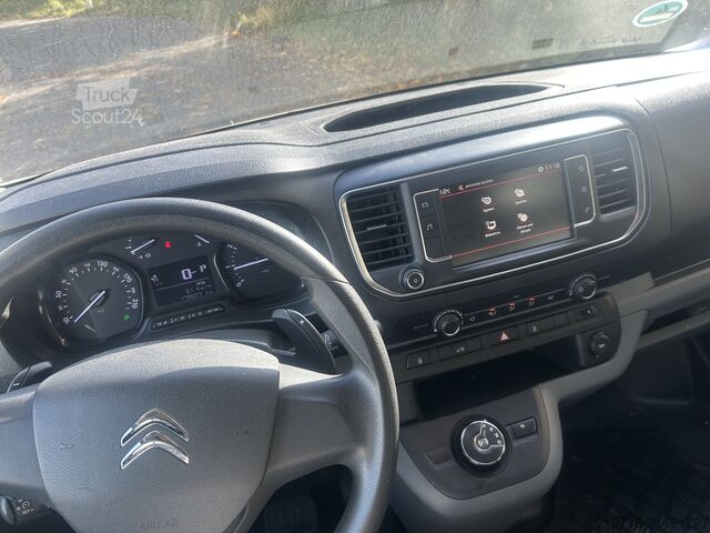 Bestelwagen. 174 pk, automatische transmissie, airco, camera. Citroen Jumpy L2 H1