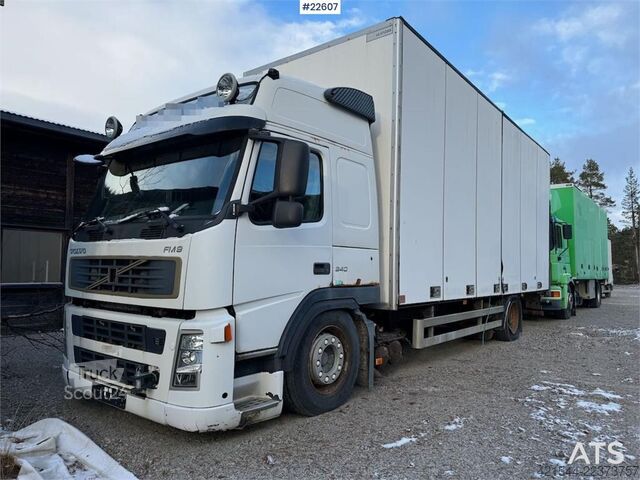  Volvo FM9 340 4x2 box truck with full side opening and t