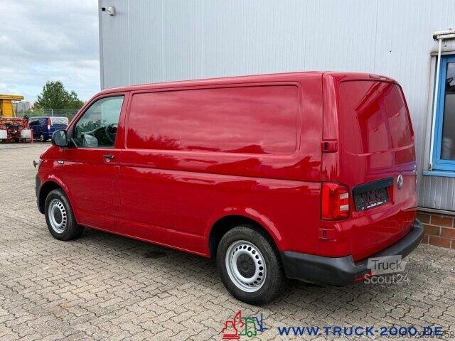 Furgão de painéis Volkswagen VW T6 2.0 TDI 3 Sitze Klima Sortimo Regalsystem