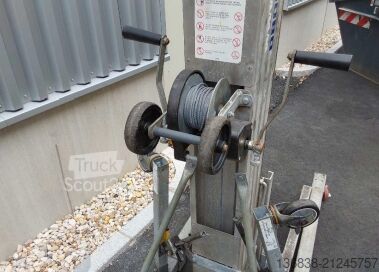 Materiālu pacēlājs Sumner Model 2124