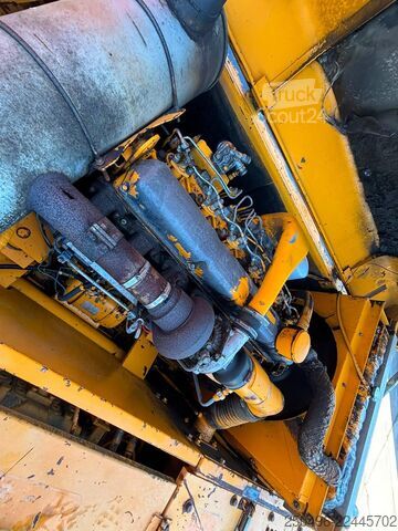 гусеничний екскаватор Kobelco K909LC-II + HYDRAULIC SHEAR VTN CL300 (2004)