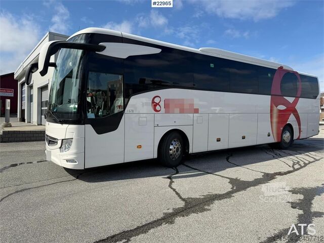 حافلة مرسيدس-بنز MB E15 RHD بمقاعد لعدد 49+1+1 Mercedes-Benz MB E15 RHD coach with seating for 49+1+1