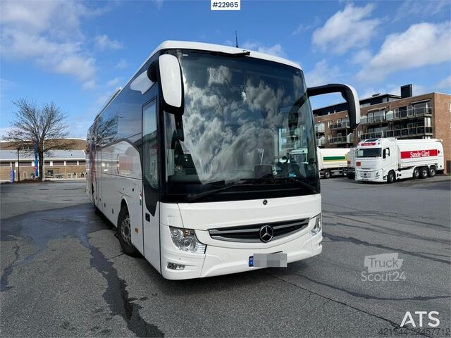 حافلة مرسيدس-بنز MB E15 RHD بمقاعد لعدد 49+1+1 Mercedes-Benz MB E15 RHD coach with seating for 49+1+1