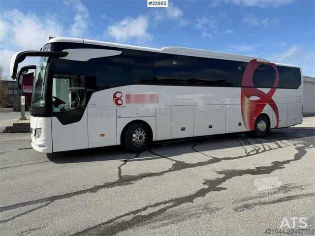 حافلة مرسيدس-بنز MB E15 RHD بمقاعد لعدد 49+1+1 Mercedes-Benz MB E15 RHD coach with seating for 49+1+1