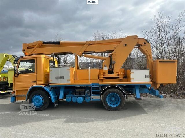 Підйомна вантажівка Scania 82m з Simon cara 170 - Варто побачити. ДИВИТИСЯ Scania 82m lift truck w/ Simon cara 170 - Must see. WATCH