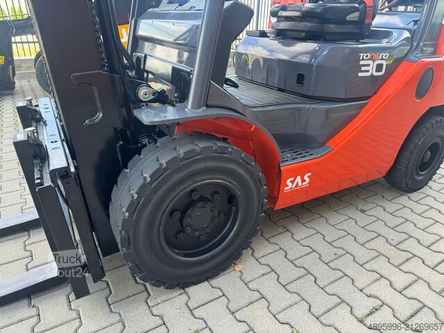 възможен мотокар Toyota 06-8FGF30 / Triplex / 2021 year