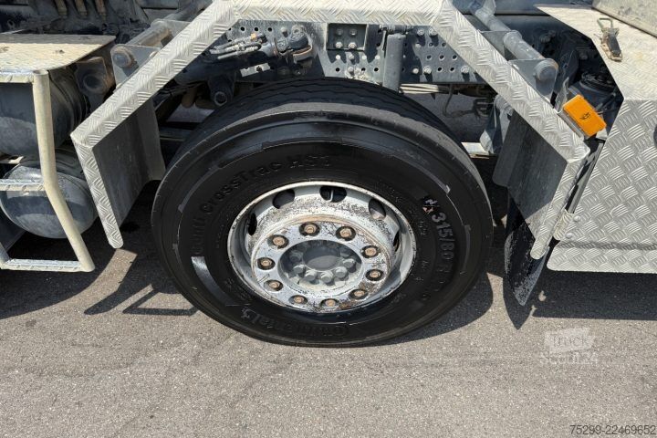 Savitvežis Mercedes-Benz Arocs 3243 8x4 Schwarzmüller / Swiss-Vehicle