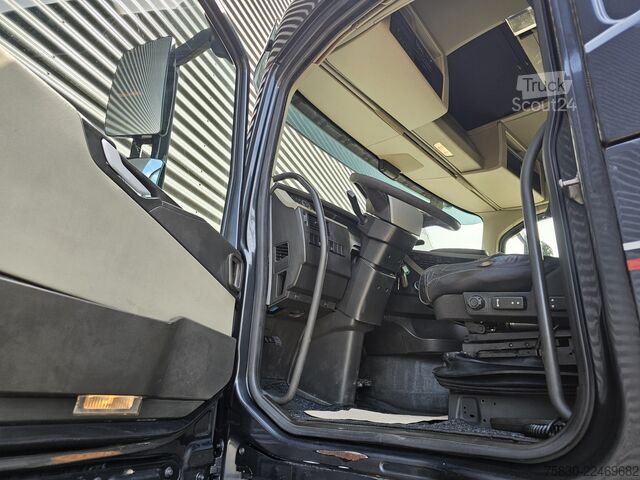 Plataforma de carga Volvo FH 500 8x2*6  KENNIS CRANE / KRAN