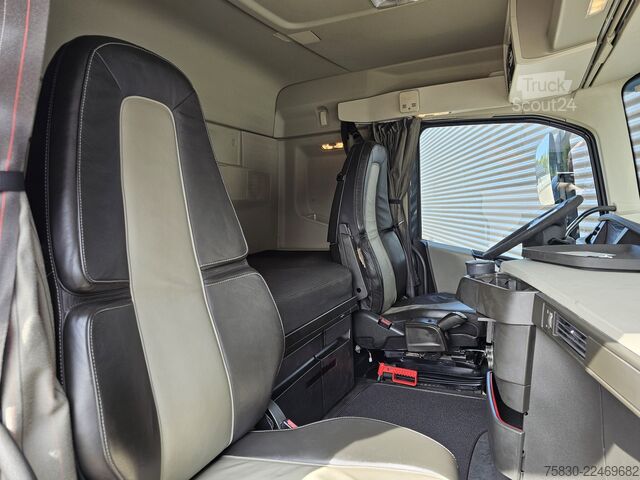 Plataforma de carga Volvo FH 500 8x2*6  KENNIS CRANE / KRAN
