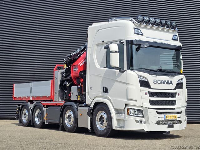 Kranbil Scania R590 V8 8x2 / HMF 9520 CRANE - JIB - WINCH / TR...