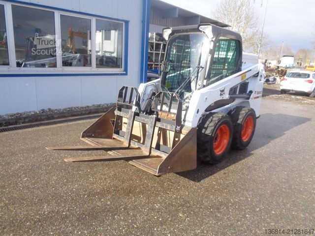 Wheel loader BOBCAT S450 Schaufeln + Gabeln
