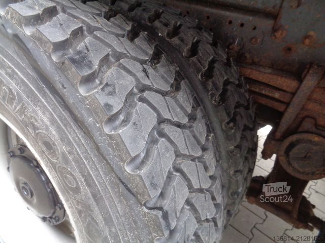 Camion benne MERCEDES-BENZ Actros 3240 8x4 Blatt Meiller 3-S-Kipper