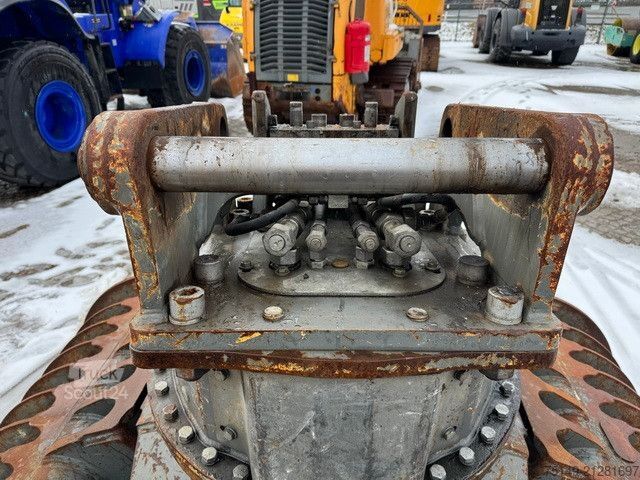 Kettenbagger LIEBHERR Sortiergreifer LIKUFIX SW48, Breite ca. 1200 mm