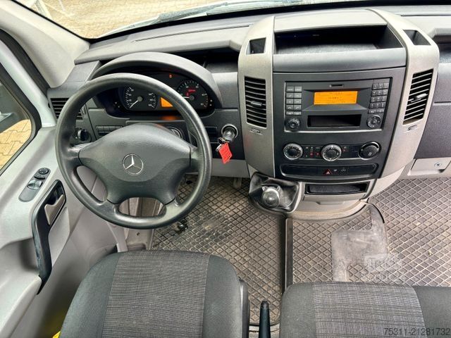 Furgoneta pick-up MERCEDES-BENZ 316 Sprinter | 3x Sitze*1.Hand*Schaltgetriebe*AC