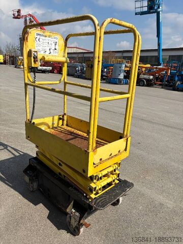 Scherenhebebühne Boss 4,55m Arbeitsbühne Personenlift, BJ 2009