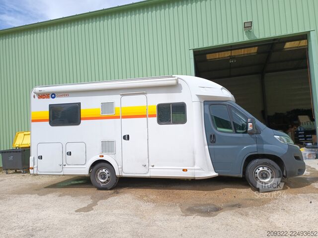 Poluintegrisani kamper Fiat Ducato Weinsberg Carasuite 2024 | Cambio automatico | 5 posti letto