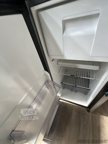 Kamp prikolica/kamper 2024 Peugeot Boxer | Manuale | Completamente Accessoriato