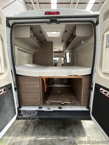Kamp prikolica/kamper 2024 Peugeot Boxer | Manuale | Completamente Accessoriato