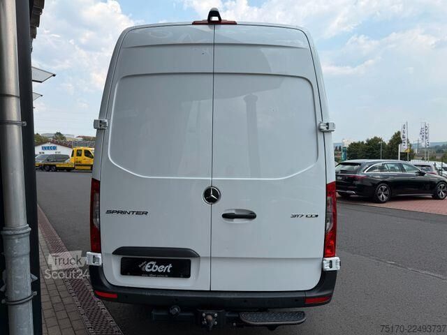 Kombi s vysokou strechou Mercedes-Benz Sprinter 317 CDI 9G 4325 Klima AHK3,5to