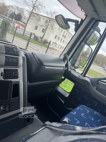 бортовой грузовик Iveco Stralis