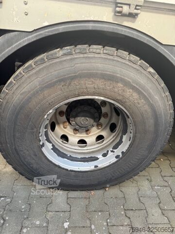 бортовой грузовик Iveco Stralis