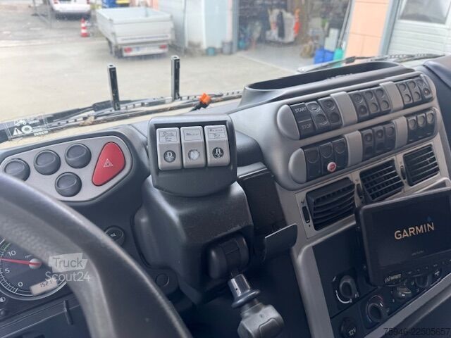 бортовой грузовик Iveco Stralis