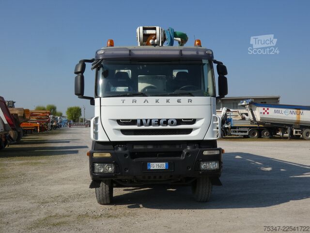 Betonpumpen-LKW Iveco TRAKKER 450