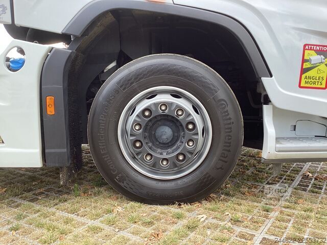 Tracteur routier standard Ford ADR