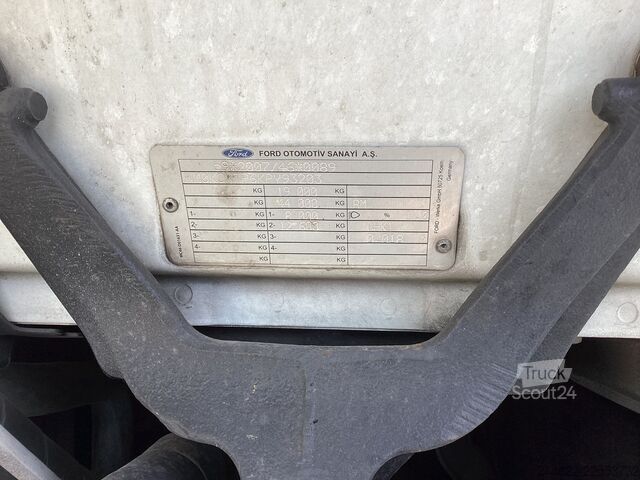 Tracteur routier standard Ford ADR
