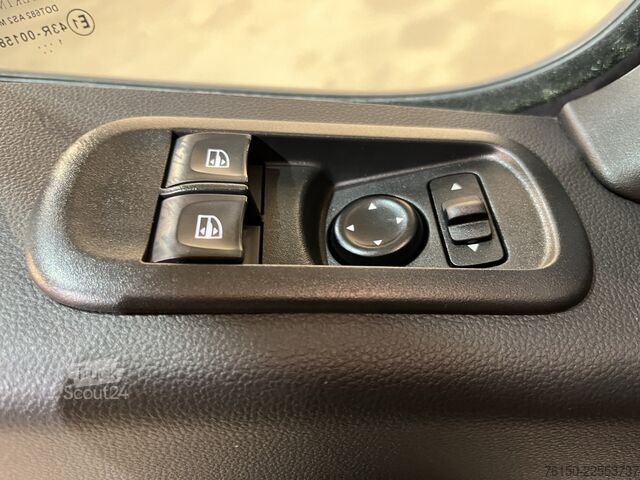 Tovornjak s ploščadjo in žerjavom Renault Master 2.3 dCi 145 PK L3 Open Laadbak / Fassi K...