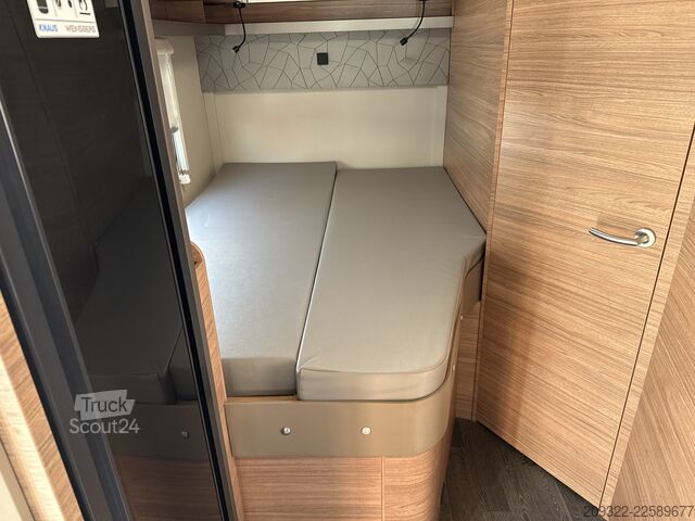 Polintegriran avtodom 2024 Ford Transit Weinsberg Carasuite | Automatico | 5 posti letto