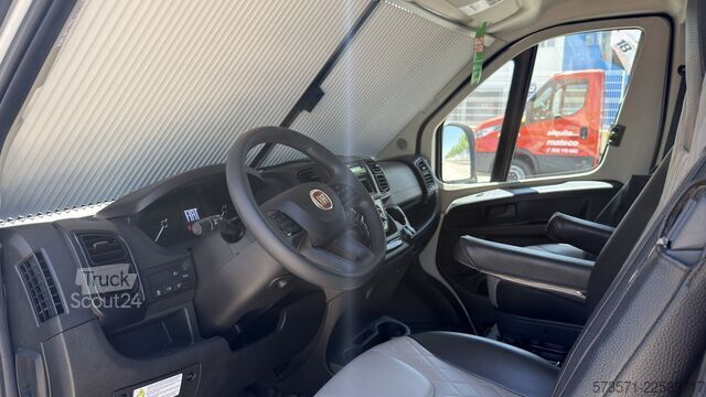 Kamp vozilo Fiat Ducato Weinsberg Carabus 2024 | Manual | Techo elevable