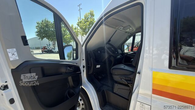 Kamp vozilo Fiat Ducato Weinsberg Carabus 2024 | Manual | Techo elevable