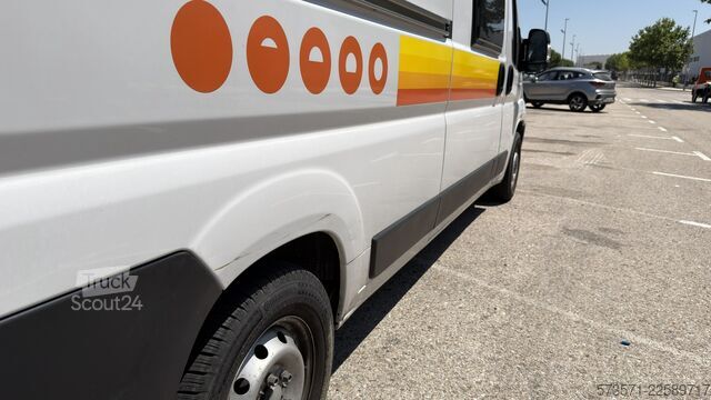 Kamp vozilo Fiat Ducato Weinsberg Carabus 2024 | Manual | Techo elevable