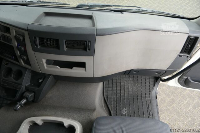 Transport refrigerat/congelat Volvo FL 240 | Carrier SUPRA 950Mt / Bi-temp | 3 Comp...